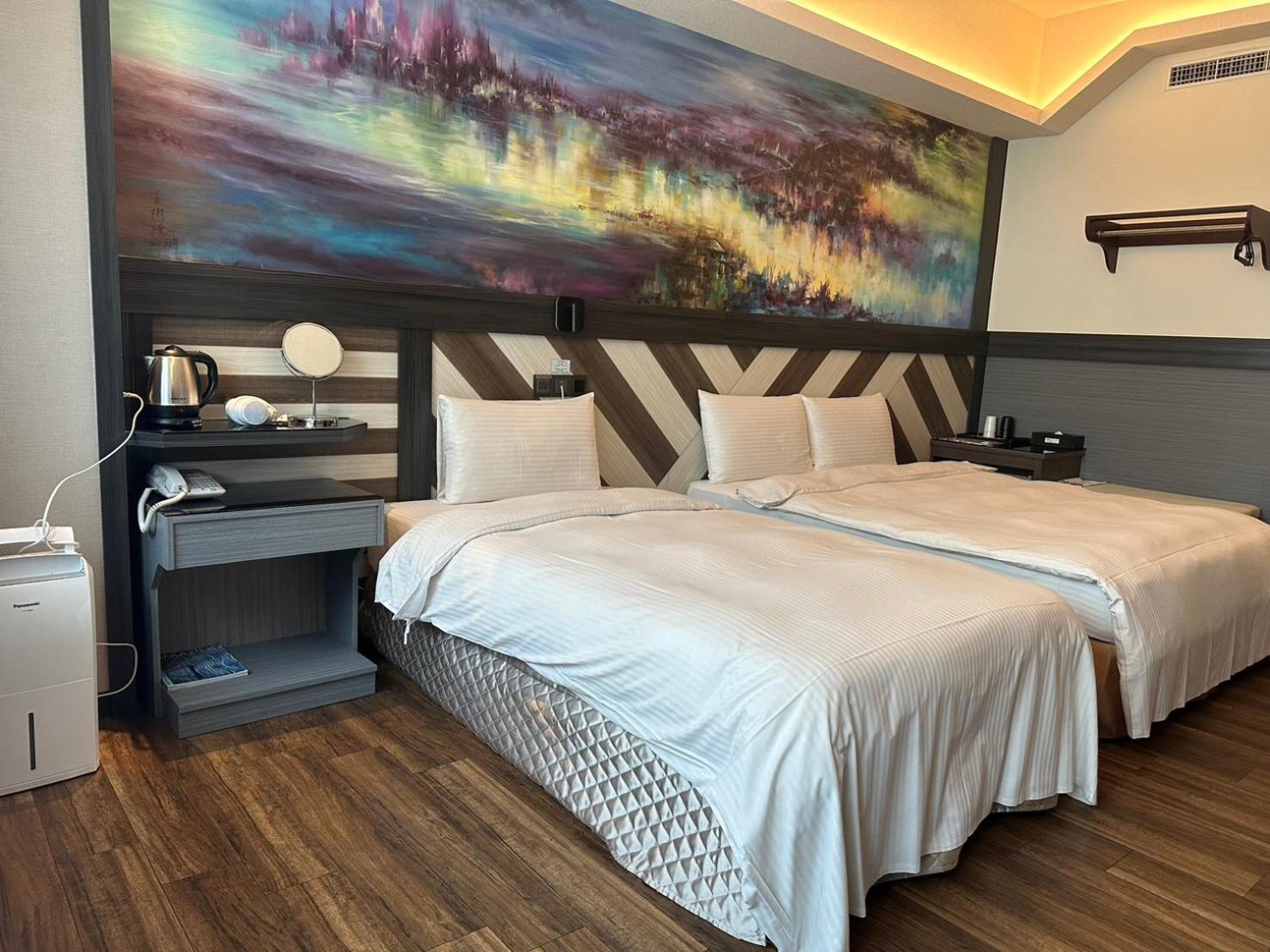 Weifeng Boutique Business Hotel - Zhanqian Branch Pingtung Exterior photo